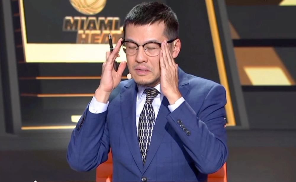 巨胸喷奶水www永久免费